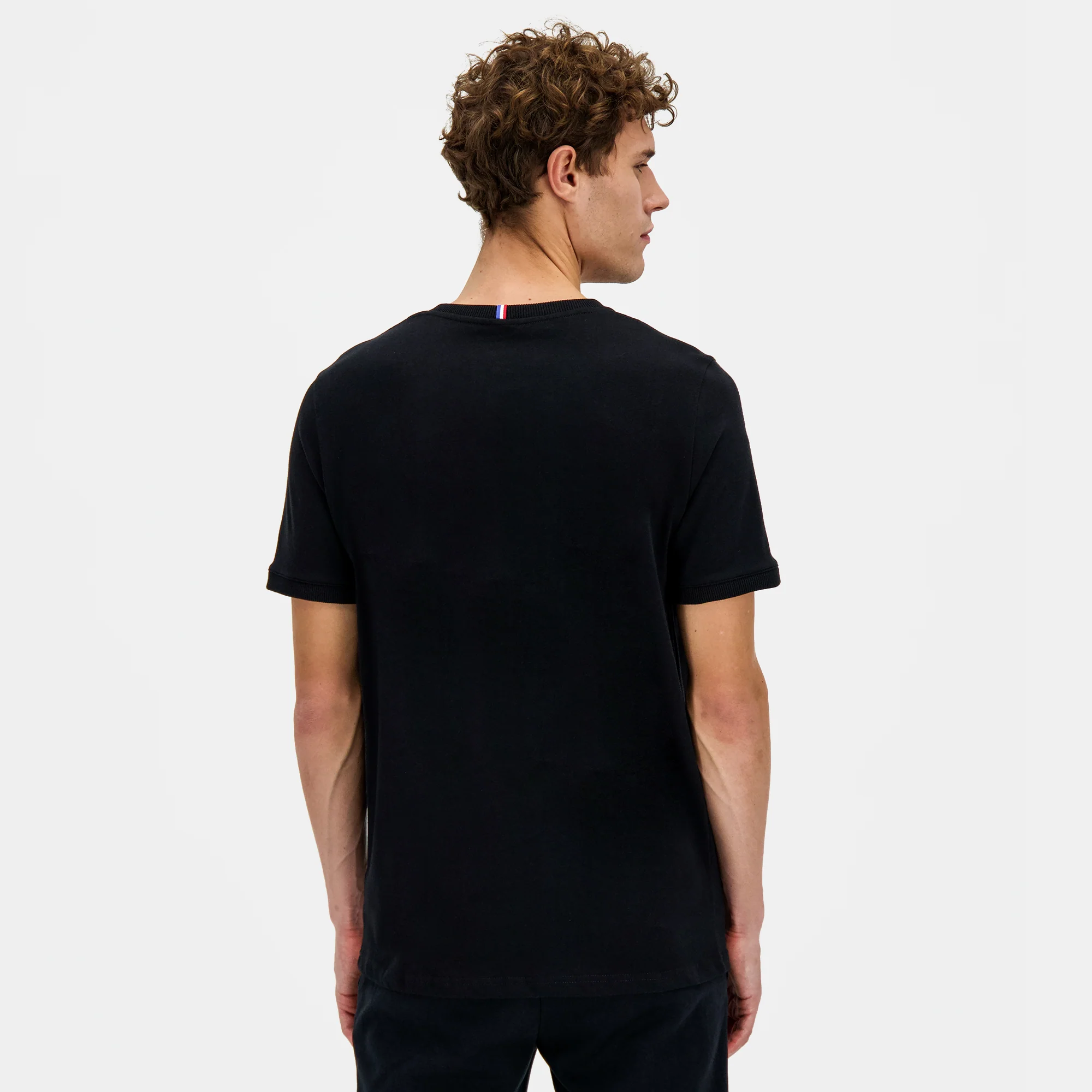 2410404-ESS T/T Tee SS N°1 M black | T-shirt Homme - Image 4